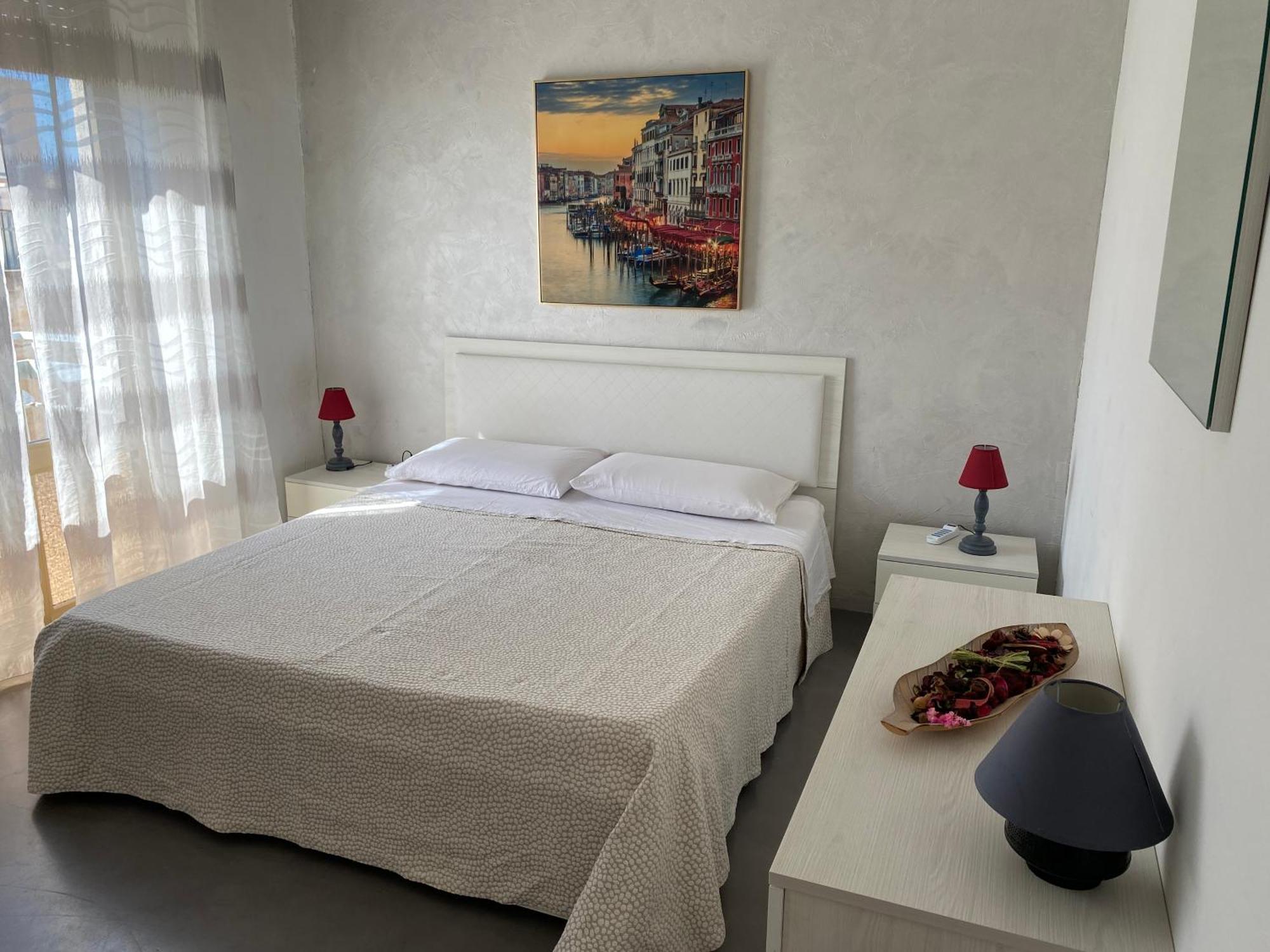 Appartamento Francesca Trapani Ngoại thất bức ảnh